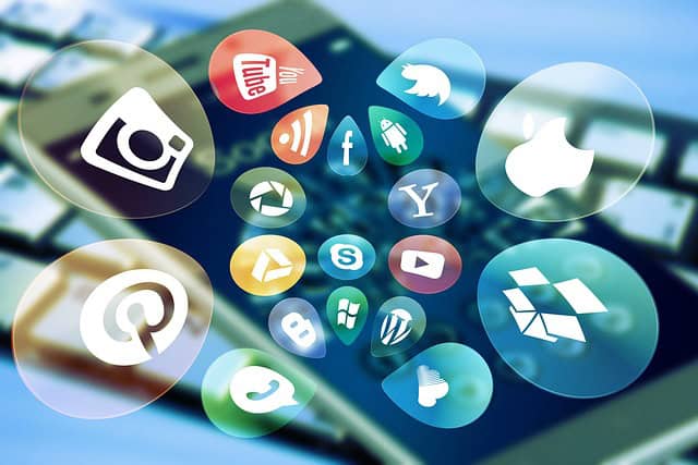 social media 4140959 640
